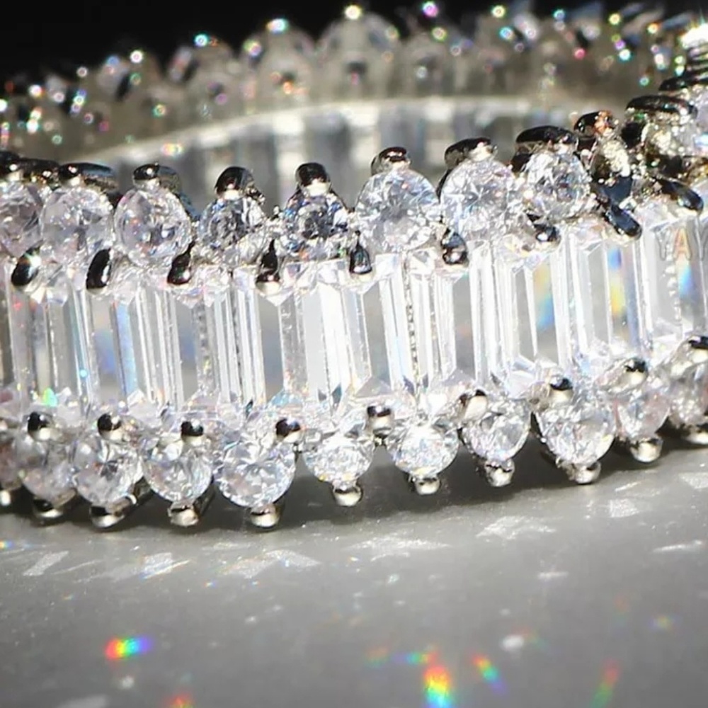 Last Size 10🥳 Sparkly "Queen Ring" 5.9 CT - Picture 6 of 7